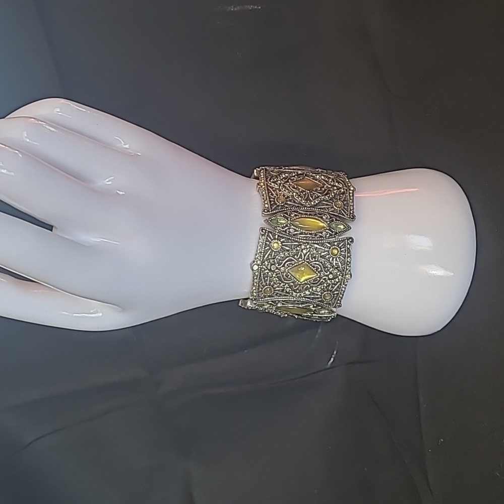 Vintage bracelet
